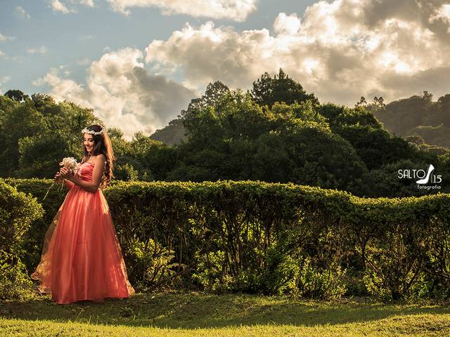 15 Anos - Salto 15 fotografia de Maria Eduarda