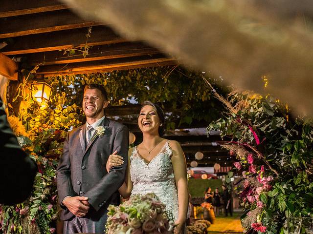 Casamentos de Caroline e John