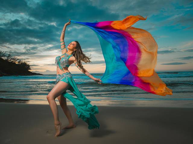 Be Fire de Gabriely Carijio