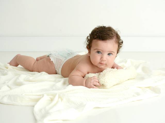 Infantil de Thomás, 4 meses