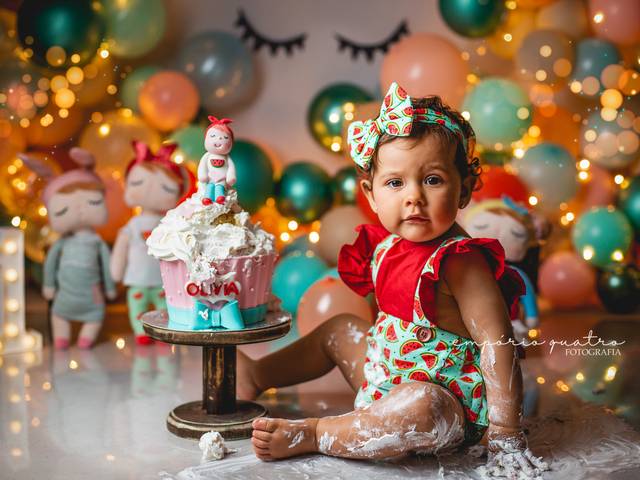 Smash The Cake de Smash The Cake da Olívia - Tema Metoo