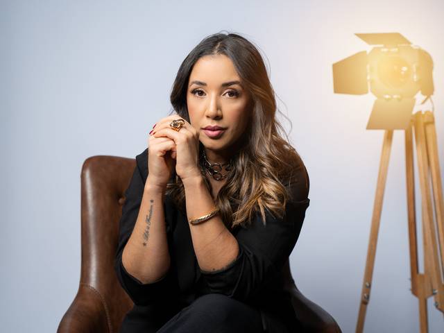 CORPORATIVO de RETRATOS COPORATIVO PATRICIA LOPES