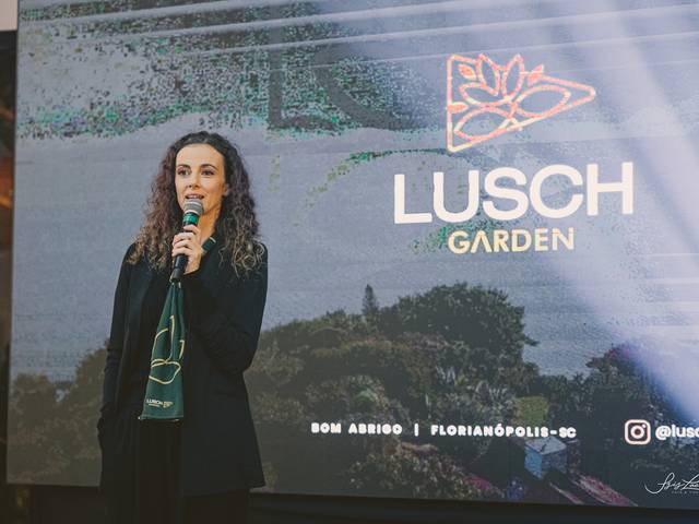 Isis Lacombe de Lusch Garden Lancamento