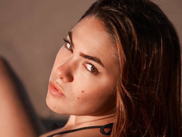 RETRATO de Rafaela Montibeller