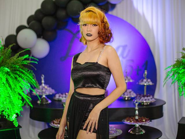 15 Anos  de 15 Anos Livia