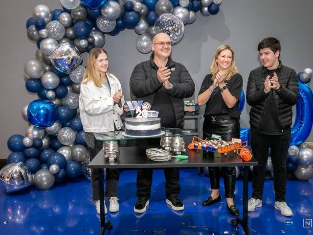Corporativos  de 20 Anos da Empresa Weightech