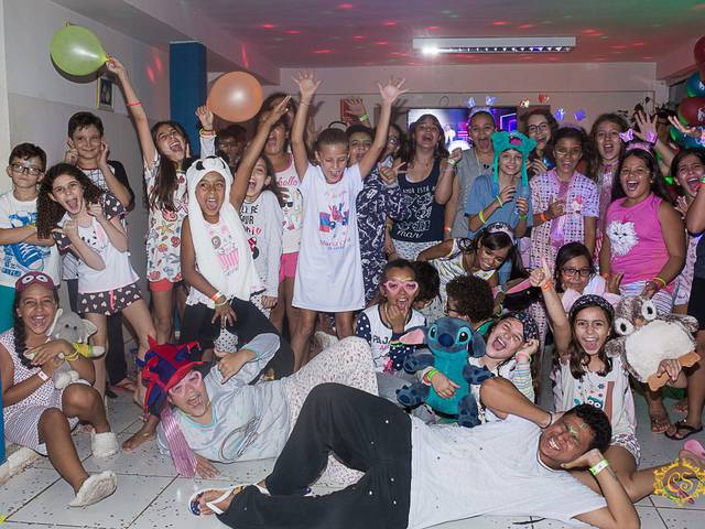 Exposições & Projetos de Pajama Party CCAA