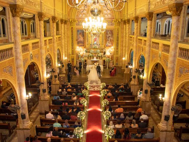 Casamento de O Casamento Encantador de Camila e Renato na Igreja Sagrado Coração de Jesus no Meier