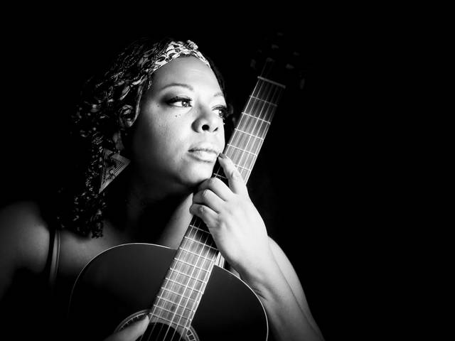 Mulheres de 30 + de ELIANE - 35 ANOS 