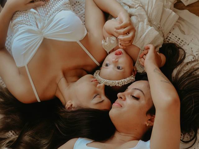 Família de Laços de Amor - Ste, Emily e Yasmin