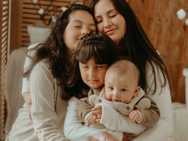Família de Laços de Amor - Iandra, Helena, Maria e João