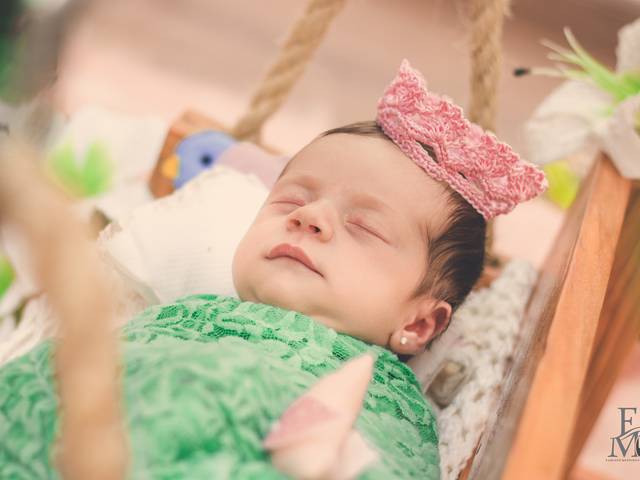 Newborn de Os nossos corações parecem explodir de amor...nossa linda Ana Laura!