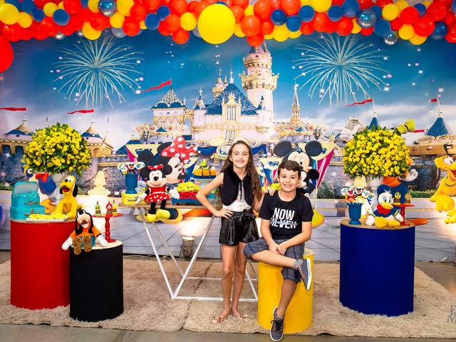 Festas de Que amor ver a cumplicidade dessa família...festa lindaaaaaaaaa