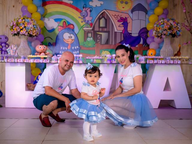 Festas de A alegria tomou conta do aniversário dessa bonequinha em a Galinha Pintadinha ....