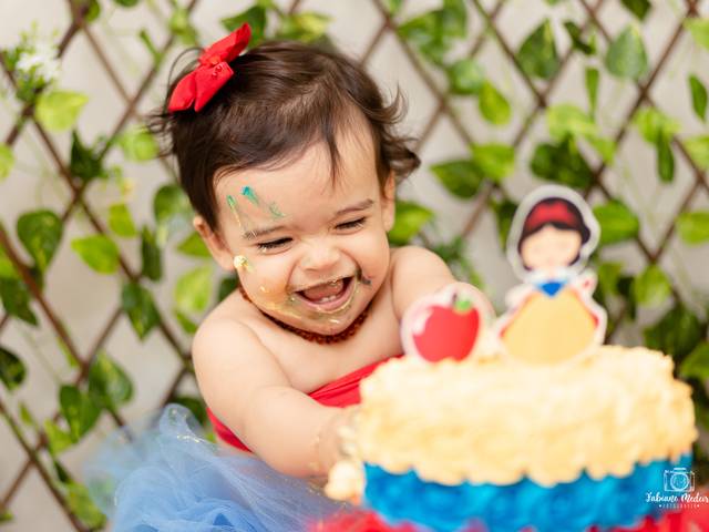 Smash the cake ou fruit de Essa branca de neve ta uma fofura só :)