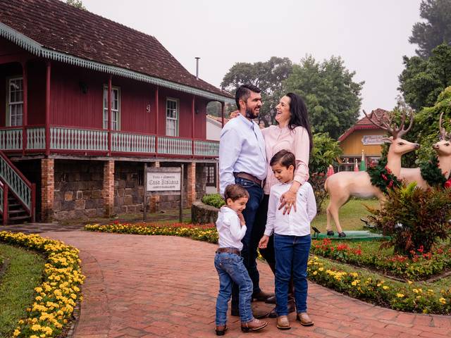 Família de Amanda + Renato = Terêncio + Tarcísio