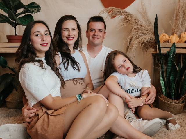 Estúdio de Andressa, Rafael, Carol e Gabi