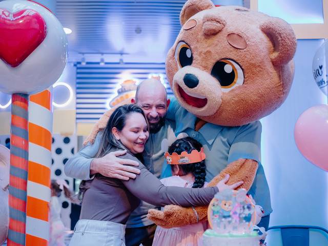 Aniversário Infantil de 8 anos da Lúcia