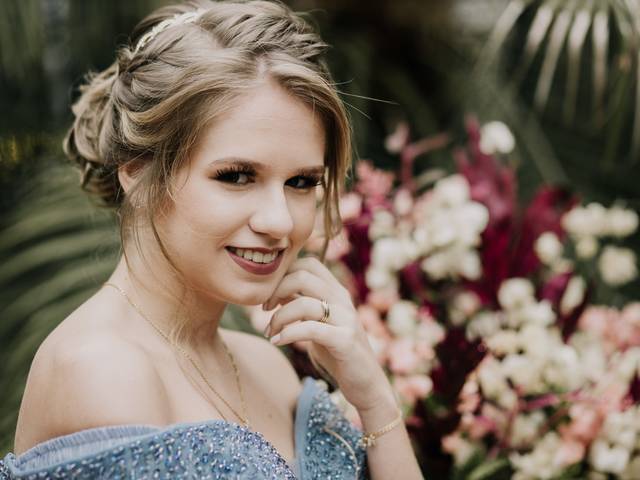 Aniversários de Lívia - 15/16 Anos