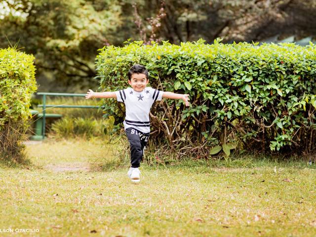 Ensaios de Pois a infância é justamente isso, ser criança.