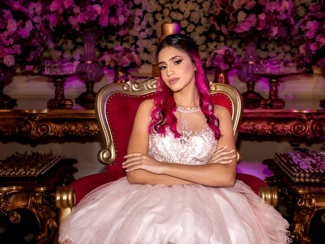 Aniversário 15 anos - Debutante de Julia - 15 anos