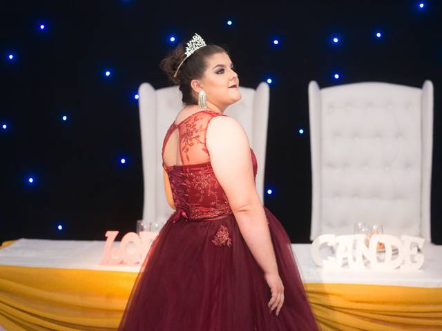 Quince años de Lore y Cande