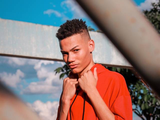 Ensaio Masculino  de DOUGLAS