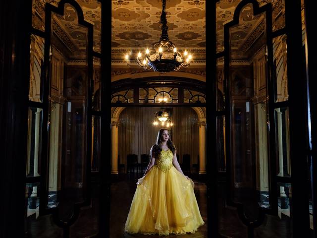 Ensaios Debutantes de Antonella 15 Anos 