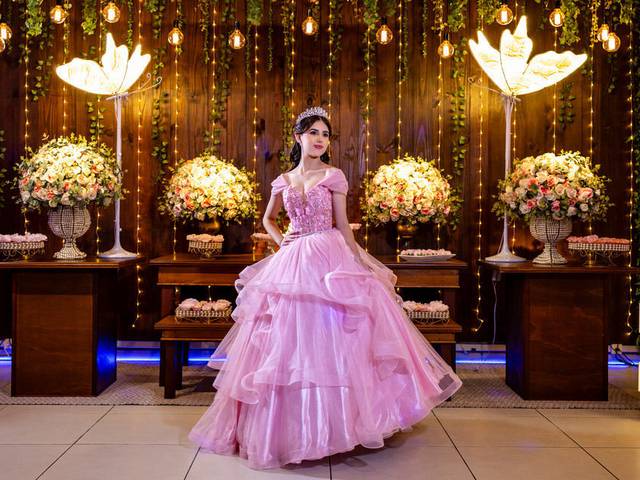 Festa 15 Anos de Fotografia de Festa 15 Anos Bia | Espaço Gardênia