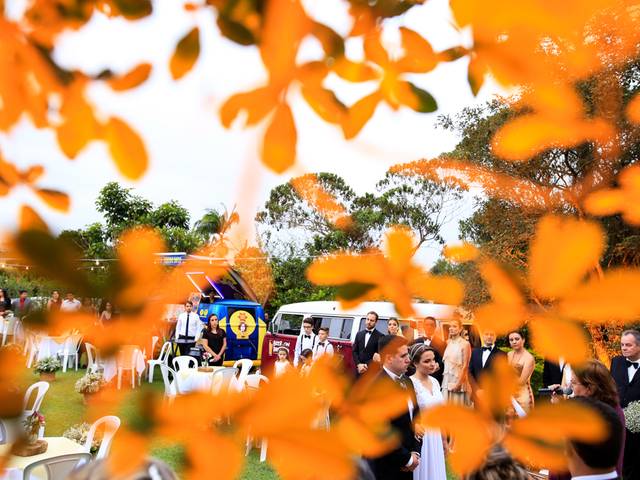 Casamentos de Fotografia de casamento realizado no campo com food-truks Eliane e Eduardo