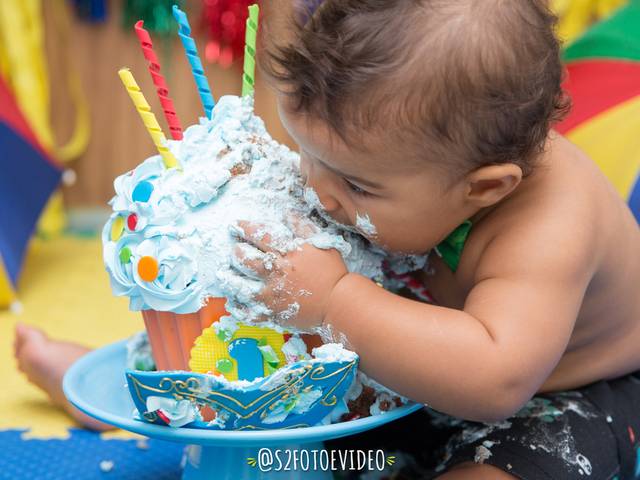 Smash the Cake de Vitor