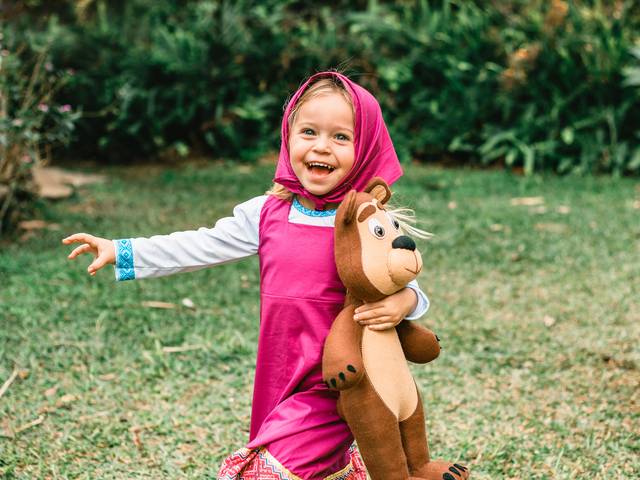 Ensaio Infantil de Maya 3 anos - Masha e o Urso