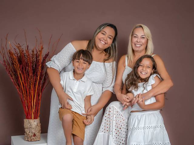 Dia das Mães de Editorial: Retratos de Mãe - Edina, Patrícia, Isadora e Théo