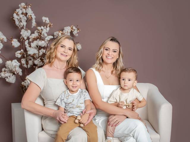 Dia das Mães de Retratos de Mãe_Marcia, Fernanda, Cesar e Luiz Felipe