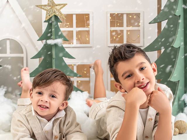 Natal de Editorial Ho Ho Ho - Natal 2023 - Renata, Gustavo, Henrique e Bernardo