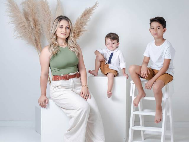 Dia das Mães de Editorial Retratos de Mãe_Renata, Henrique e Bernardo