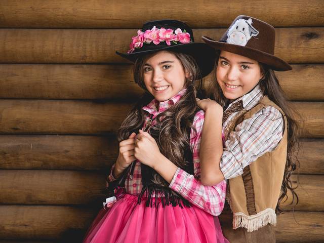Ensaio Infantil  de As Mini Blogueiras BH se transformam em charmosas Cowgirls