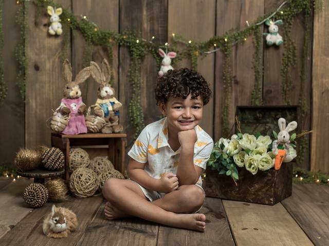 Páscoa de Mini Ensaio de Páscoa do João Vicente