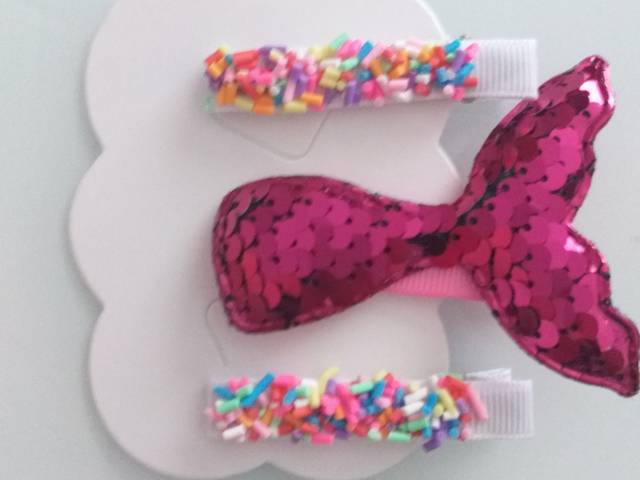 Hair clips de Hair clips 