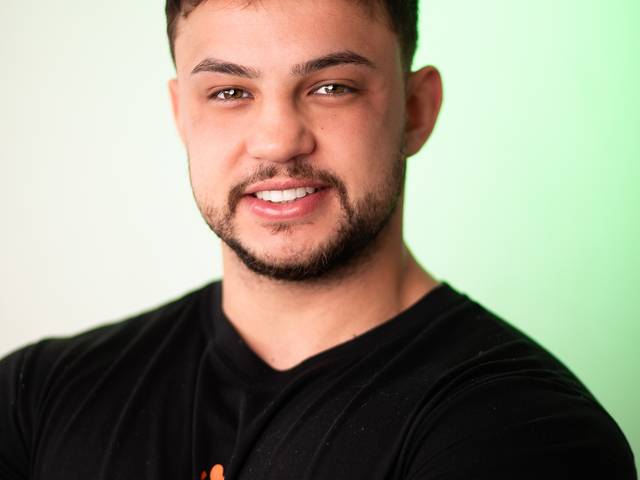 RETRATOS PROFISSIONAIS de Cássio Emanoelli - Personal Trainer