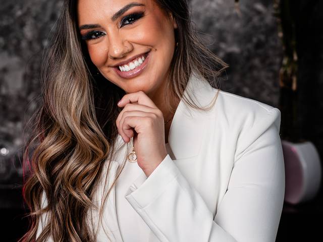 RETRATOS PROFISSIONAIS de Bruna Souza - Dentista