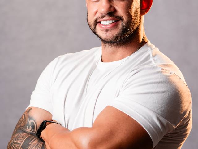 RETRATOS PROFISSIONAIS de Cássio Emanoelli - Personal Trainer