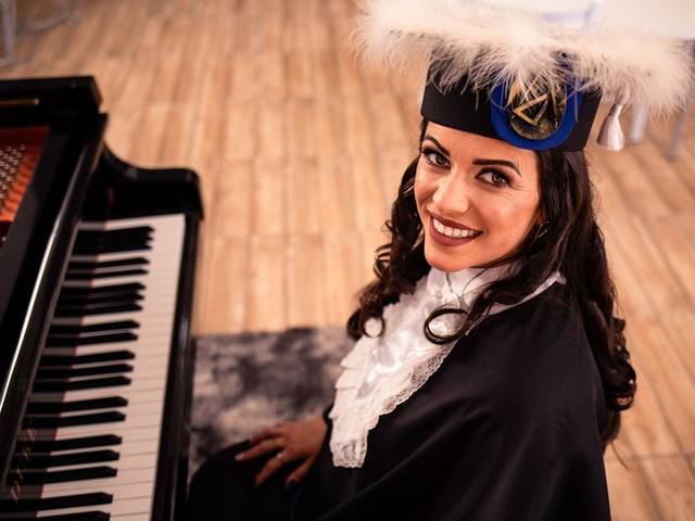 ENSAIO FORMATURA de Ensaio de formatura - Simone