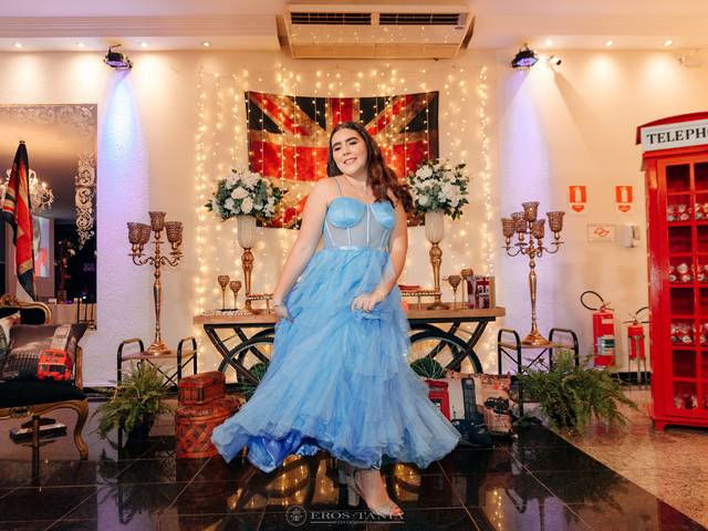 Fotografia de Debutante de Festa de 15 anos - Emilly