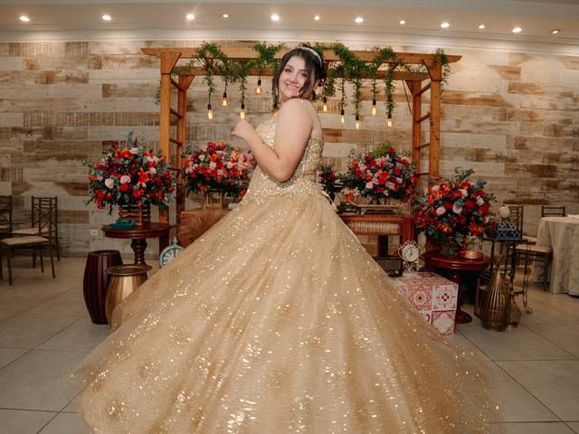 Fotografia de Debutante de Festa de  15 anos - Mel