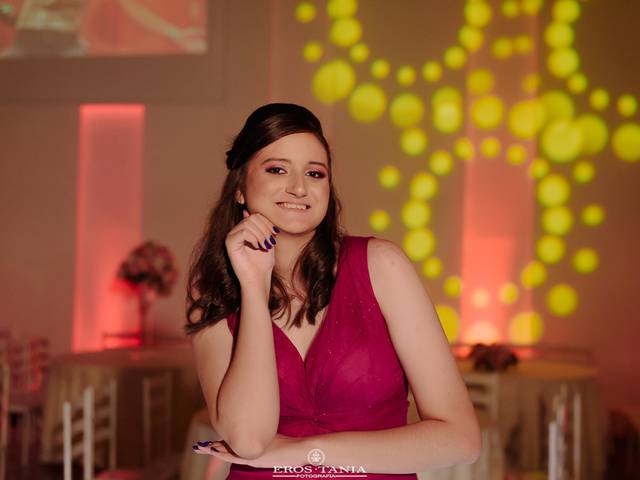 Fotografia de Debutante de Festa de  15 anos - Gabi