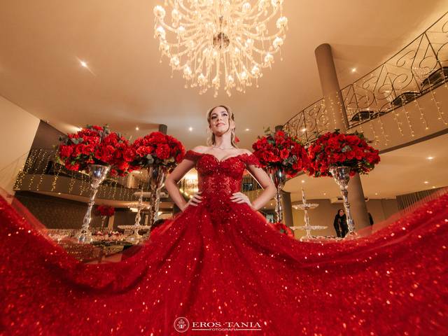 Fotografia de Debutante de Festa de 15 anos -  Sofia