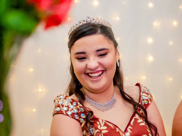 Fotografia de Debutante de Festa de 15 anos - Larissa