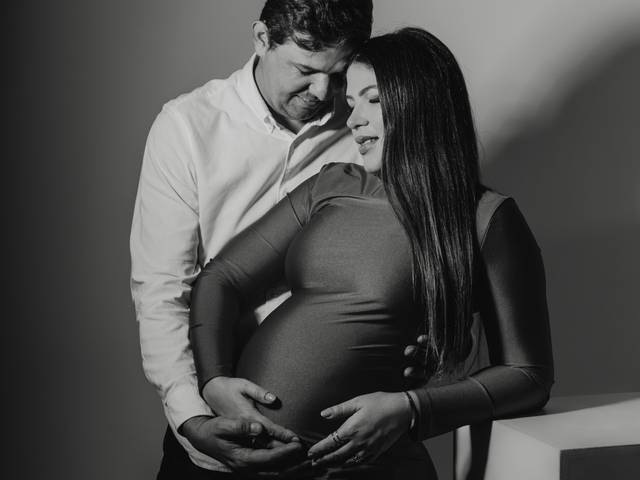 Gestante de A espera pela Lara