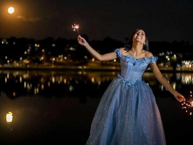 Debutante de Ensaio de Debutante na Lagoa da Pampulha - Ana Victória
